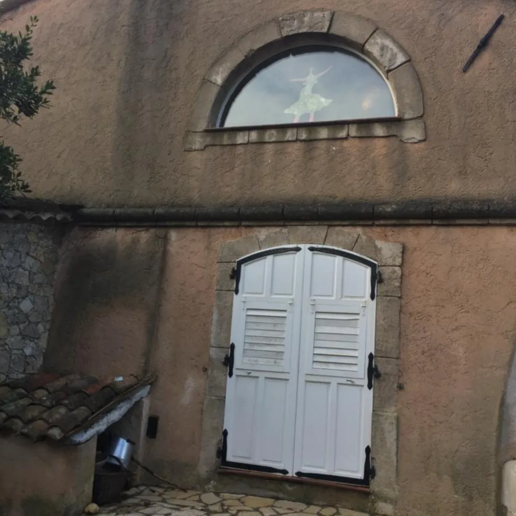 Nettoyage de façade avant après
