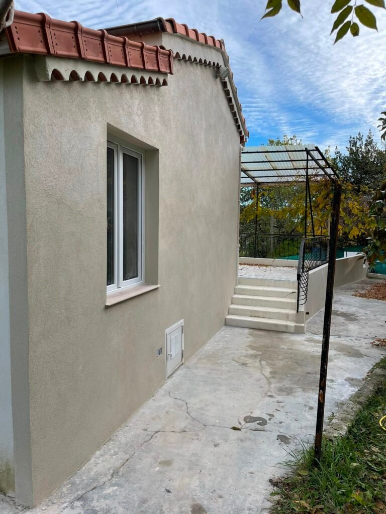 Façade rénovée à Annemasse